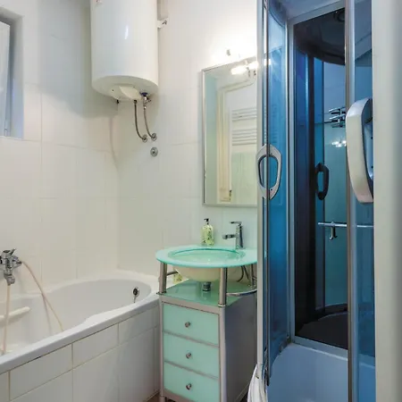 Amazing In With Kitchen