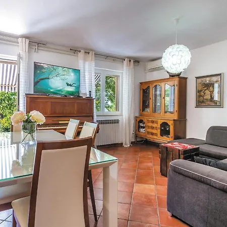 Amazing In With Kitchen * Podstrana